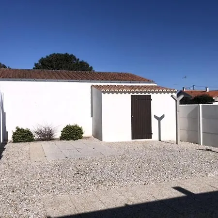 Maison A A Proximite De La Plage, 3 Chambres, Terrasse - Fr-1-323-564 בית נופש סנט-אילר-דה-רייה